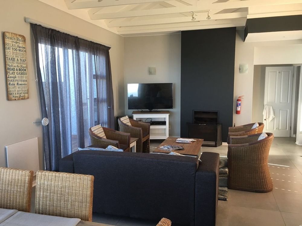 Pinnacle Point Beach & Golf - Penthouse & Villa モーセル・ベイ エクステリア 写真