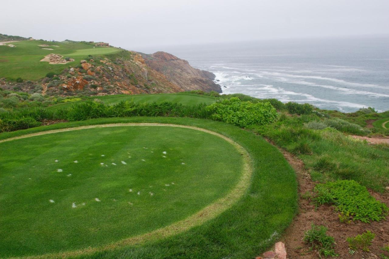 Pinnacle Point Beach & Golf - Penthouse & Villa モーセル・ベイ エクステリア 写真